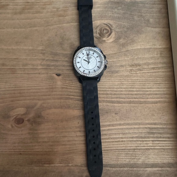 COACH woman’s watch - Picture 3 of 5